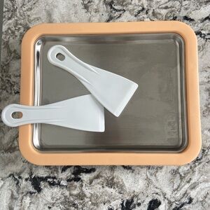Ice Cream Roll Maker